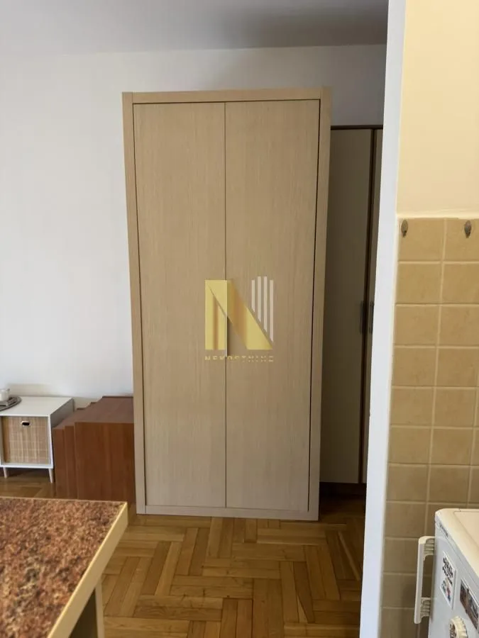 Izdavanje, garsonjera, 24m², Novi Sad, Srbija
