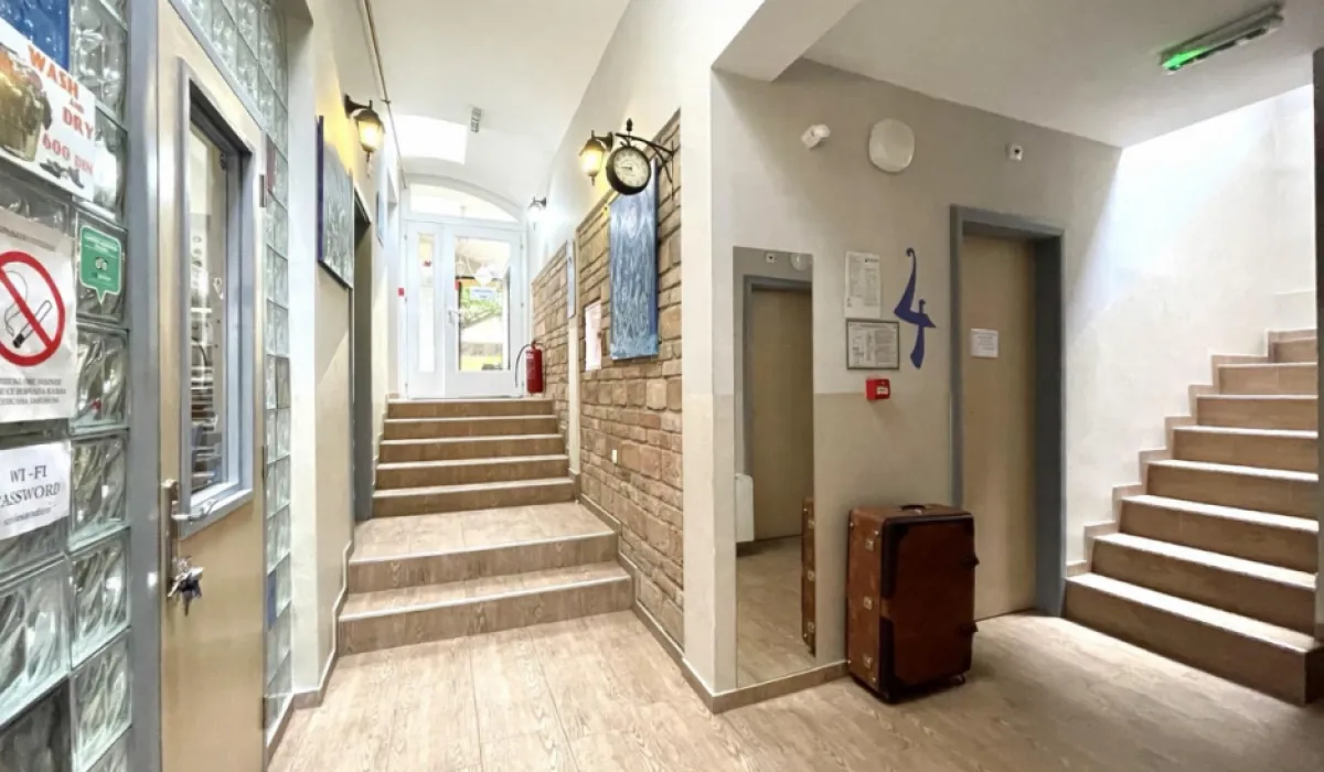 Prodaja, poslovni prostor, 416m², Gradić, Petrovaradin