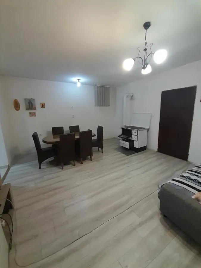 Prodaja, kuća, 120m², Naselje Železnički most, Jagodina