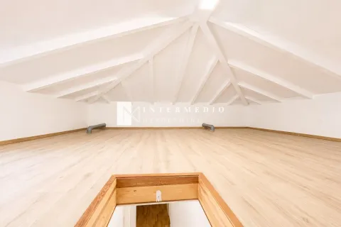 Izdavanje, dvosoban stan, 65m², Centar, Herceg Novi - image 10