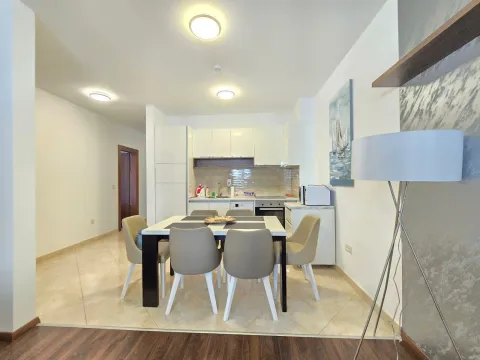 Prodaja, trosoban stan, 93m², Bečići, Budva - image 15