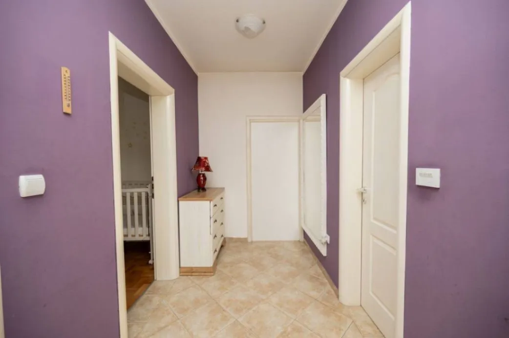 Prodaja, kuća, 198m², Zagorič, Podgorica