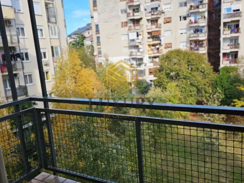 Izdavanje, jednosoban stan, 46m², Blok 6, Podgorica - image 4