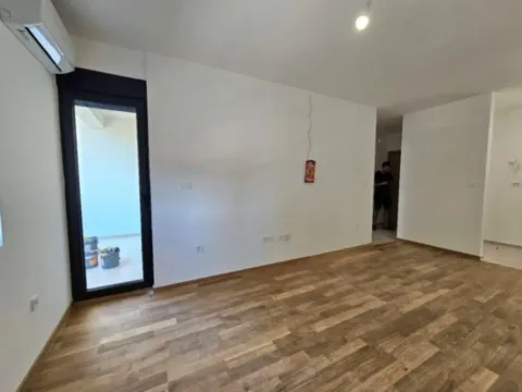 Prodaja, jednosoban stan, 46m², New City, Podgorica - image 3