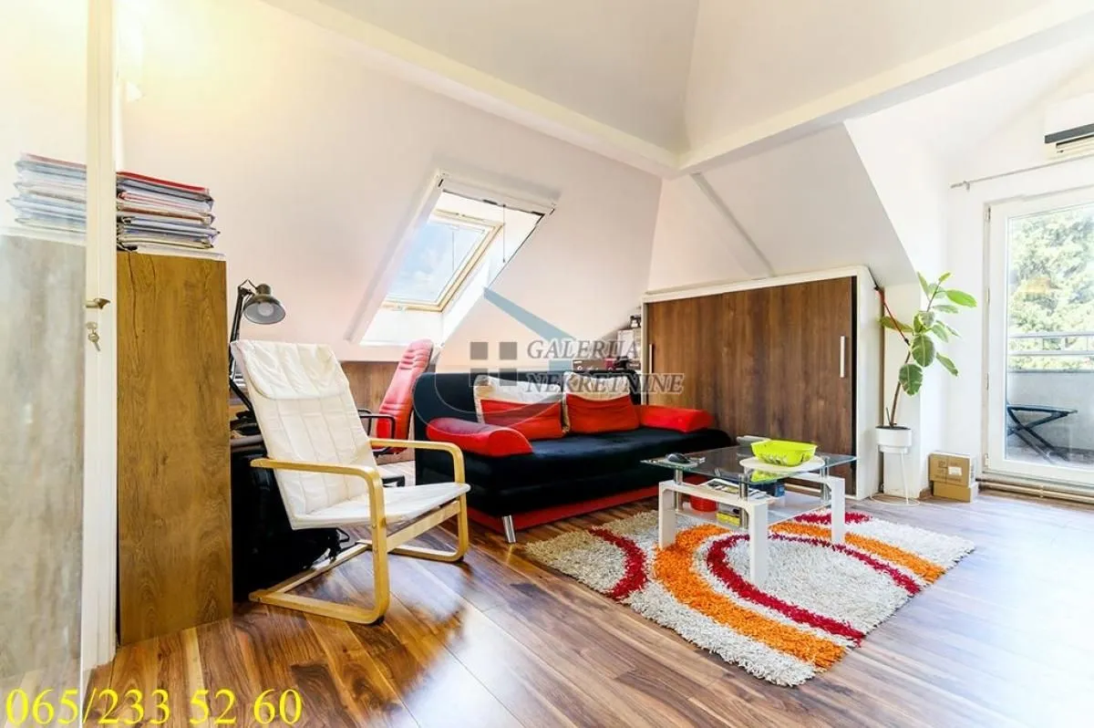 Prodaja, dvosoban stan, 40m², Južni Bulevar, Vračar Sve Podlokacije