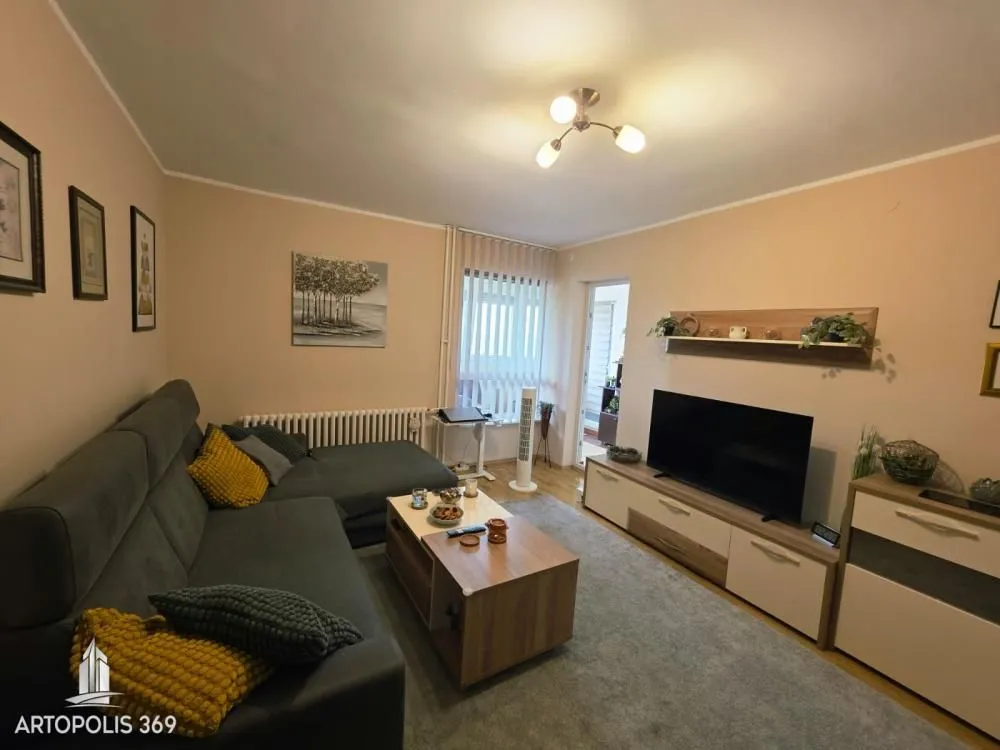 Sale, three bedroom apartment, 93m², Novi Beograd Blok 71, Novi Beograd Sve Podlokacije