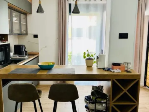 Izdavanje, jednosoban stan, 35m², Golubovina, Budva