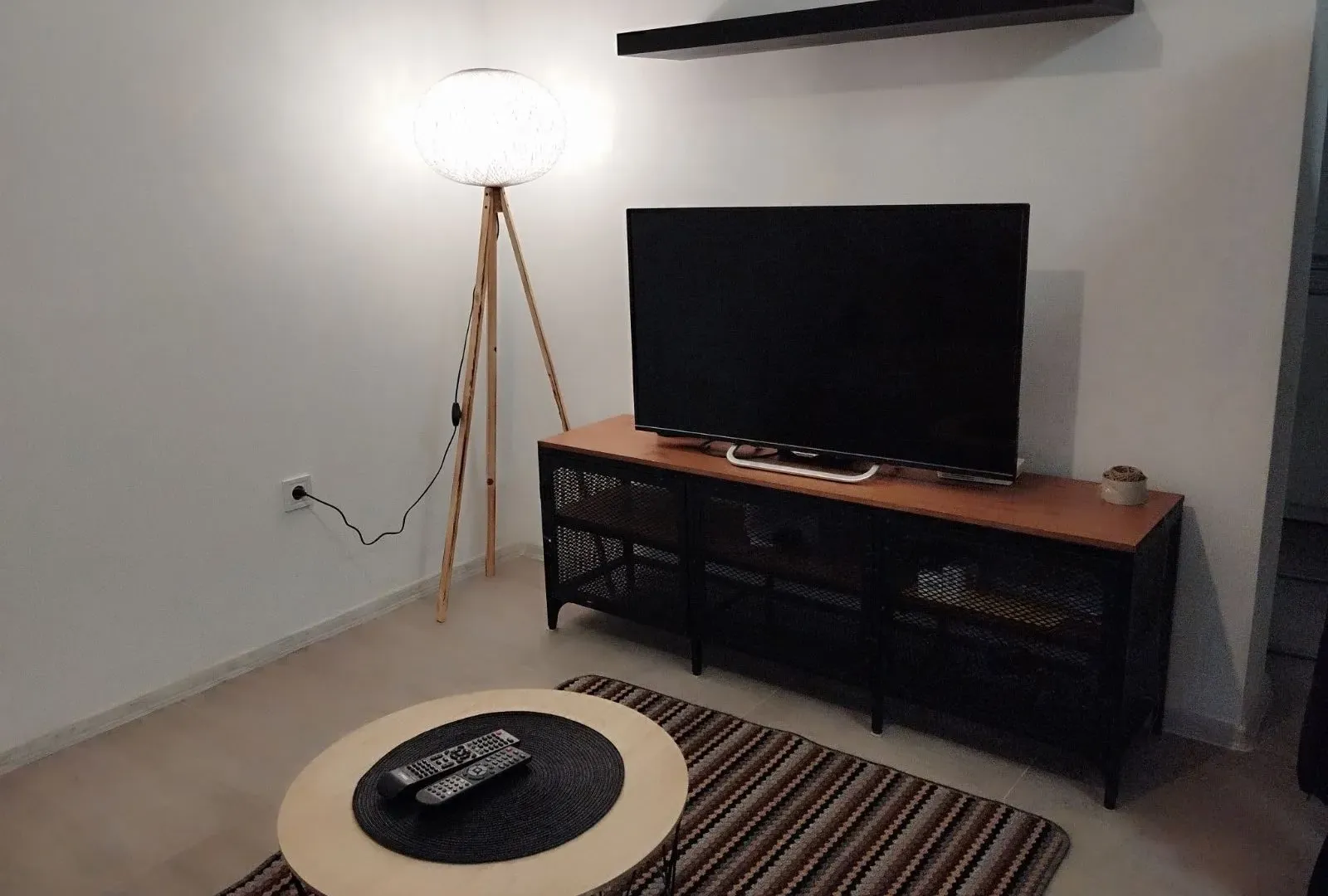 Izdavanje, stan, 29m², Tološi, Podgorica