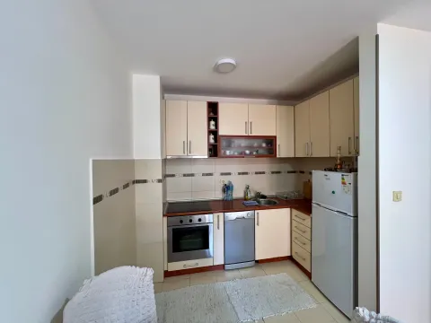 Prodaja, dvosoban stan, 69m², Stari Aerodrom, Podgorica - image 4