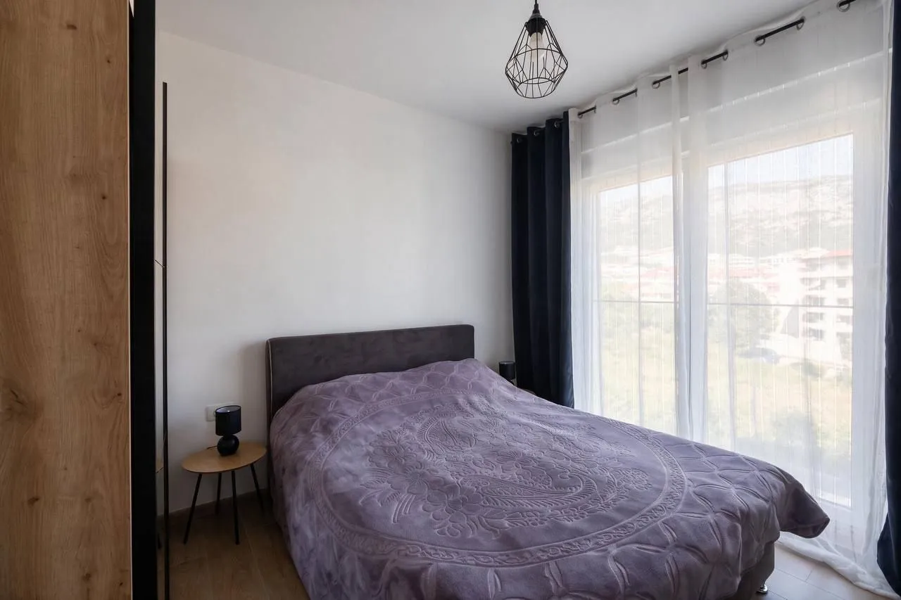 Rent, one bedroom apartment, 47m², Centar, Budva