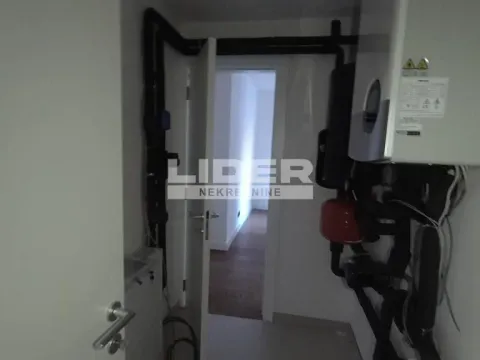 Sale, four bedroom apartment, 125m², Autokomanda, Voždovac Sve Podlokacije - image 16