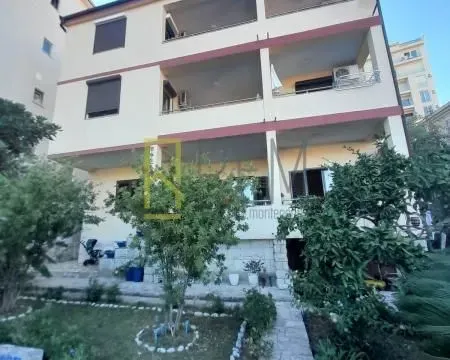 Prodaja, kuća, 398m², Budva, Crna Gora - image 3