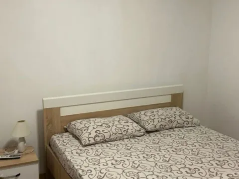 Izdavanje, dvosoban stan, 55m², Centar, Tivat - image 6