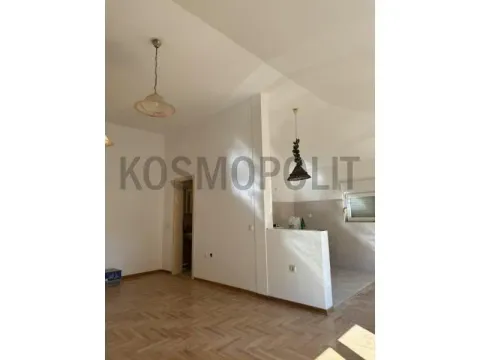 Sale, three bedroom apartment, 80m², Gradska Bolnica, Zvezdara Sve Podlokacije - image 2