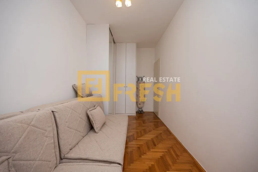 Izdavanje, jednosoban stan, 47m², Preko Morače, Podgorica