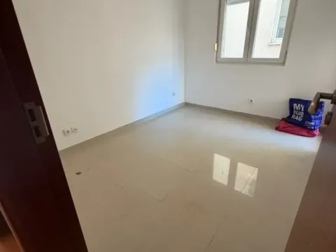 Sale, one bedroom apartment, 53m², Podkošljun, Budva - image 8