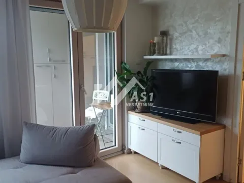 Izdavanje, dvosoban stan, 47m², Spens, Novi Sad Sve Podlokacije - image 3