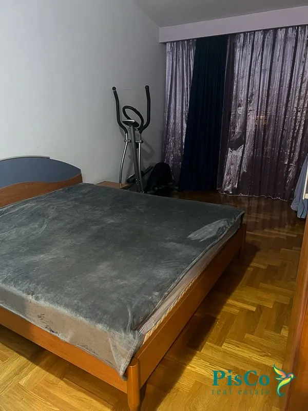 Izdavanje, trosoban stan, 130m², Preko Morače, Podgorica