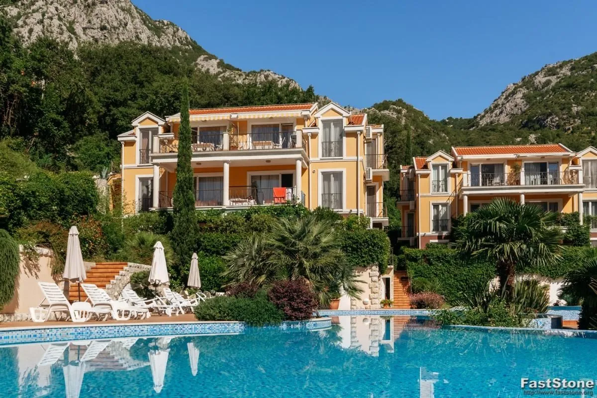 Prodaja, dvosoban stan, 63m², Orahovac, Kotor