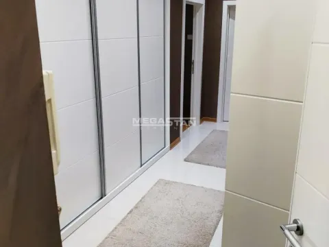 Prodaja, trosoban stan, 64m², Lion, Zvezdara Sve Podlokacije - image 17