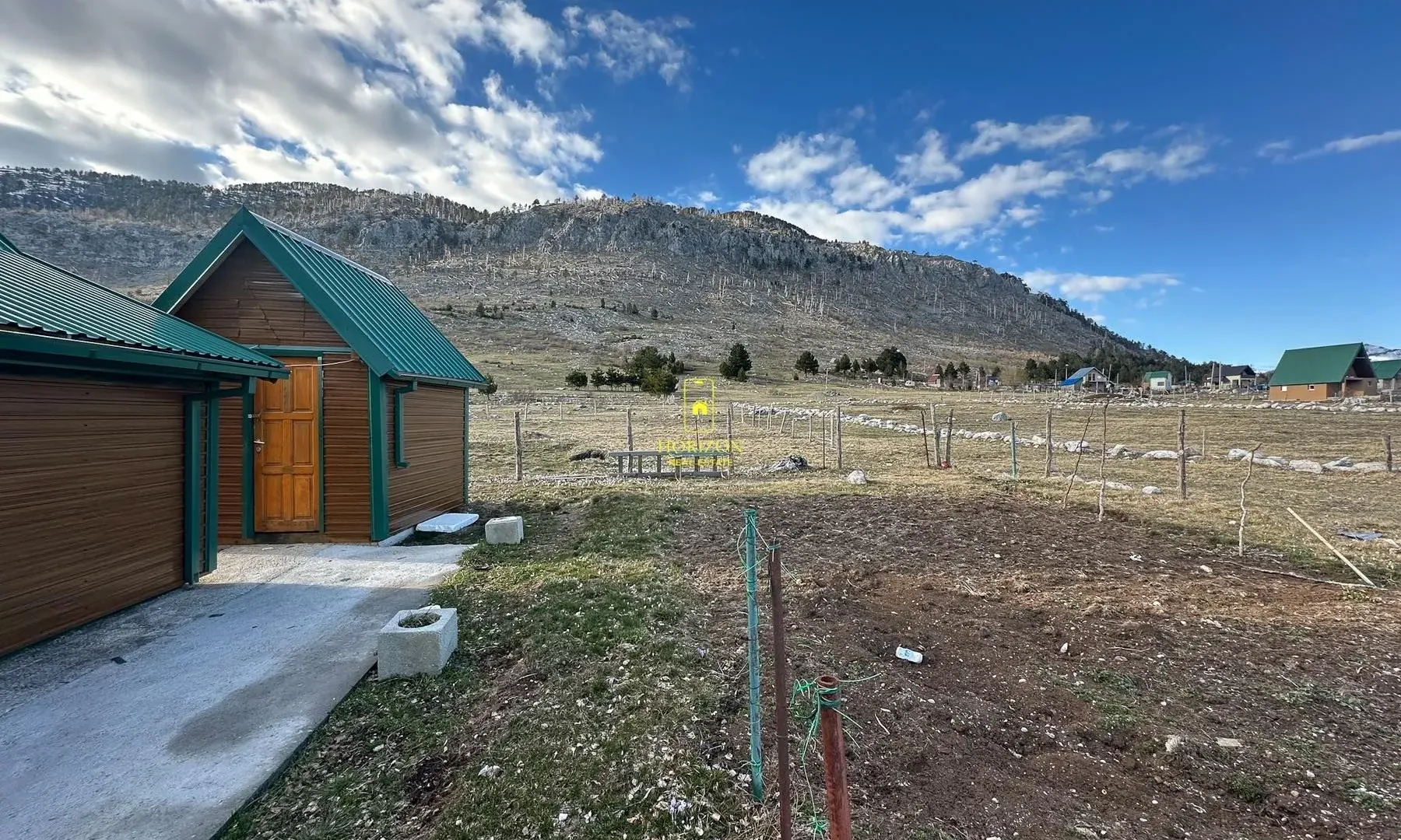 Prodaja, kuća, 54m², Kuči, Podgorica