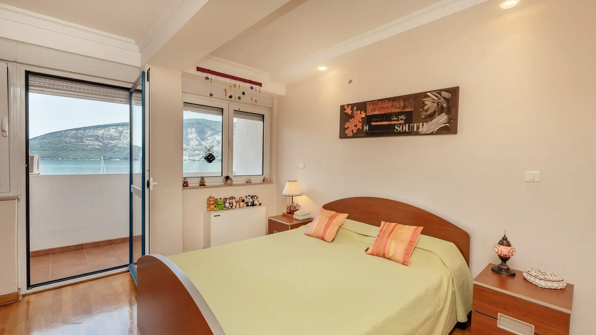 Prodaja, trosoban stan, 244m², Centar, Herceg Novi