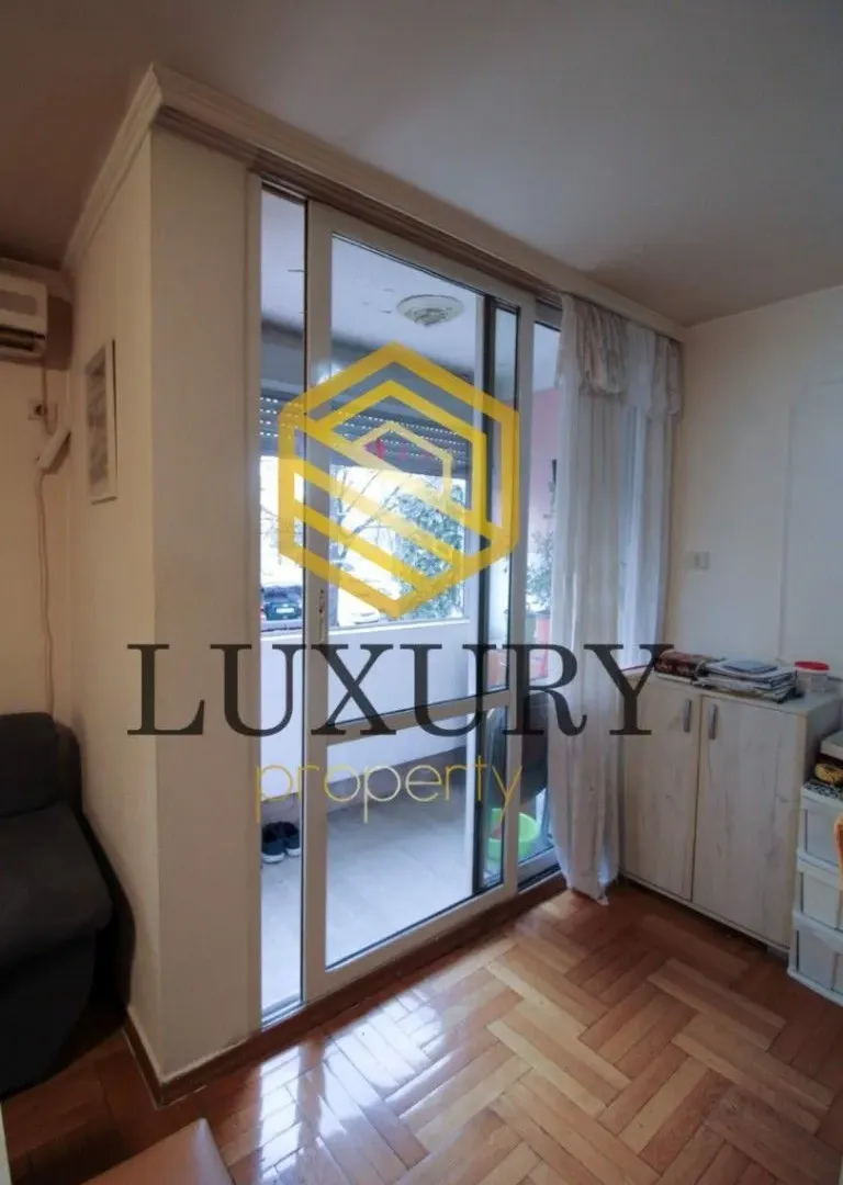 Prodaja, dvosoban stan, 82m², Blok 5, Podgorica