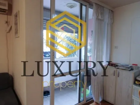 Prodaja, dvosoban stan, 82m², Blok 5, Podgorica - image 4