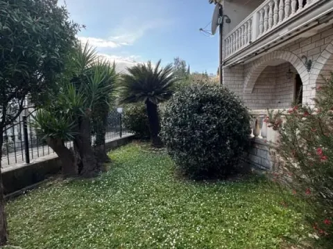 Prodaja, kuća, 250m², Igalo, Herceg Novi - image 2