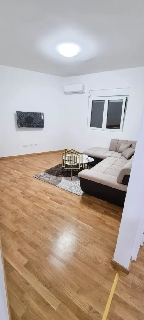 Rent, one bedroom apartment, 40m², Drač, Podgorica