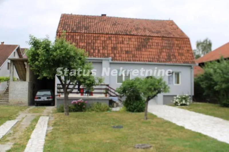 Prodaja, kuća, 242m², Novo naselje, Novi Sad