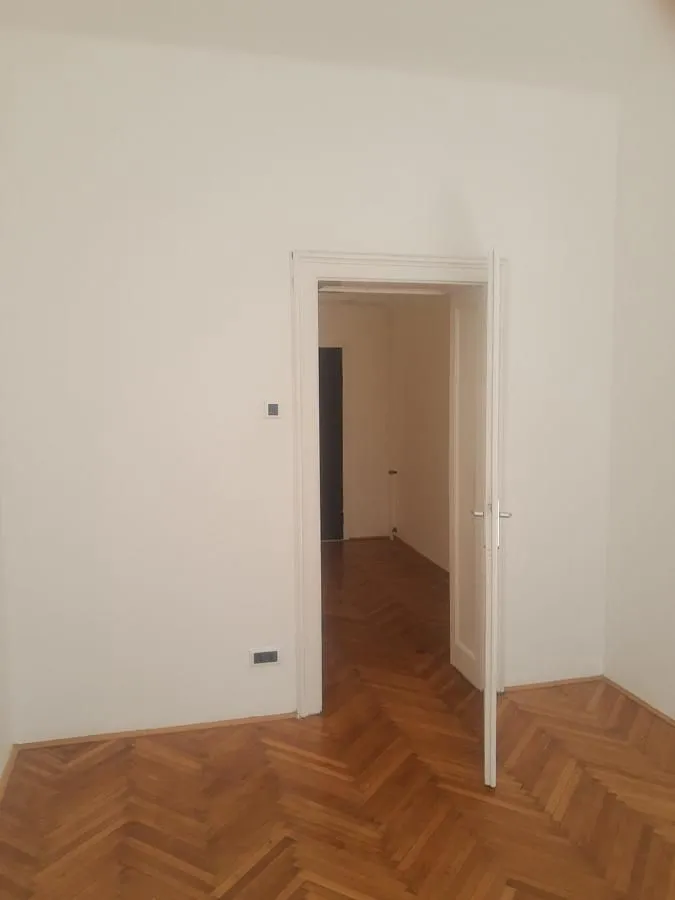 Rent, office space, 67m², Savski Venac, Beograd