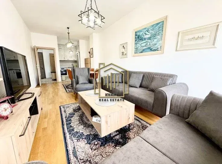 Izdavanje, dvosoban stan, 75m², Ljubović, Podgorica