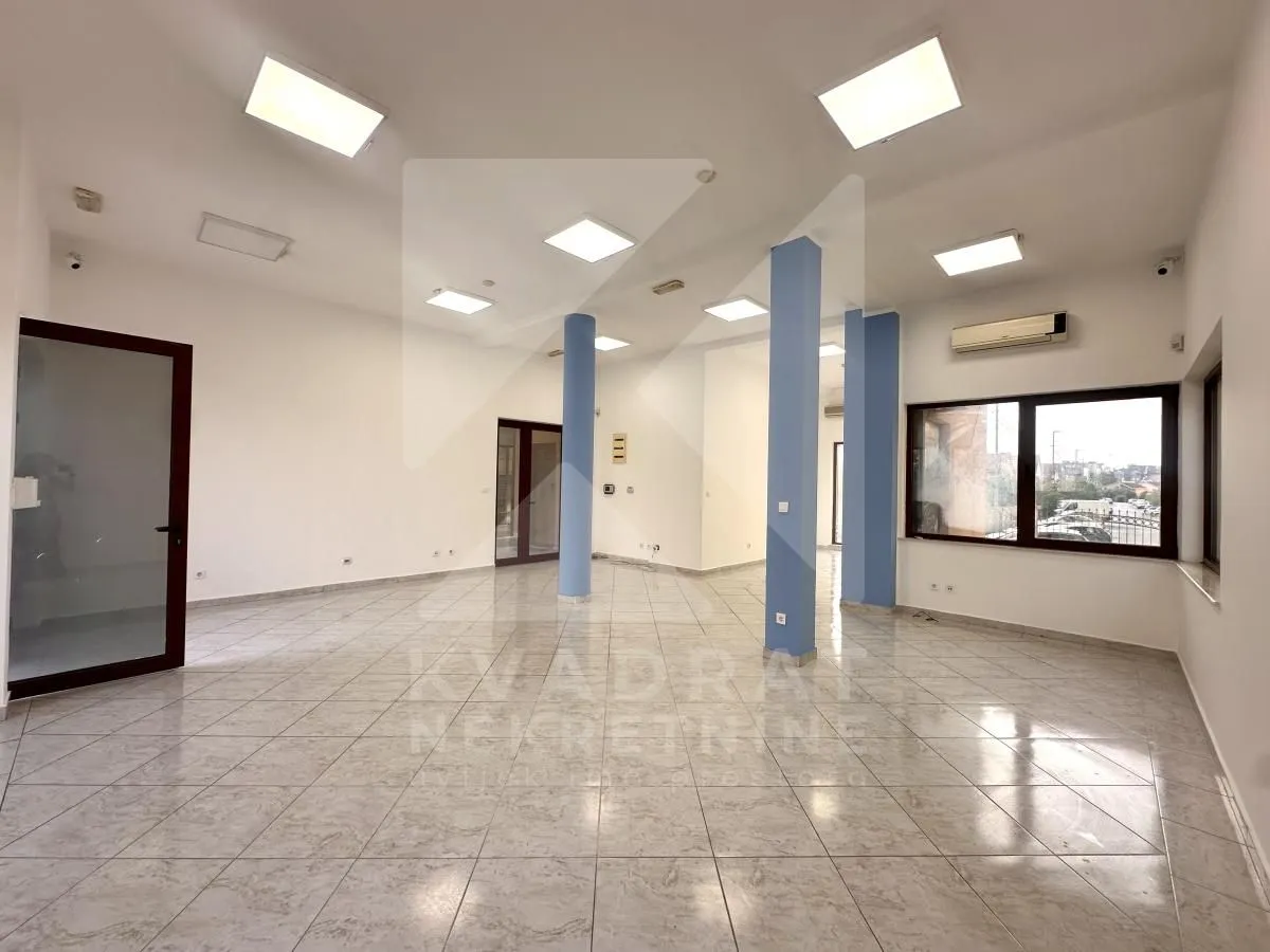 Rent, office space, 70m², Stari Aerodrom, Podgorica