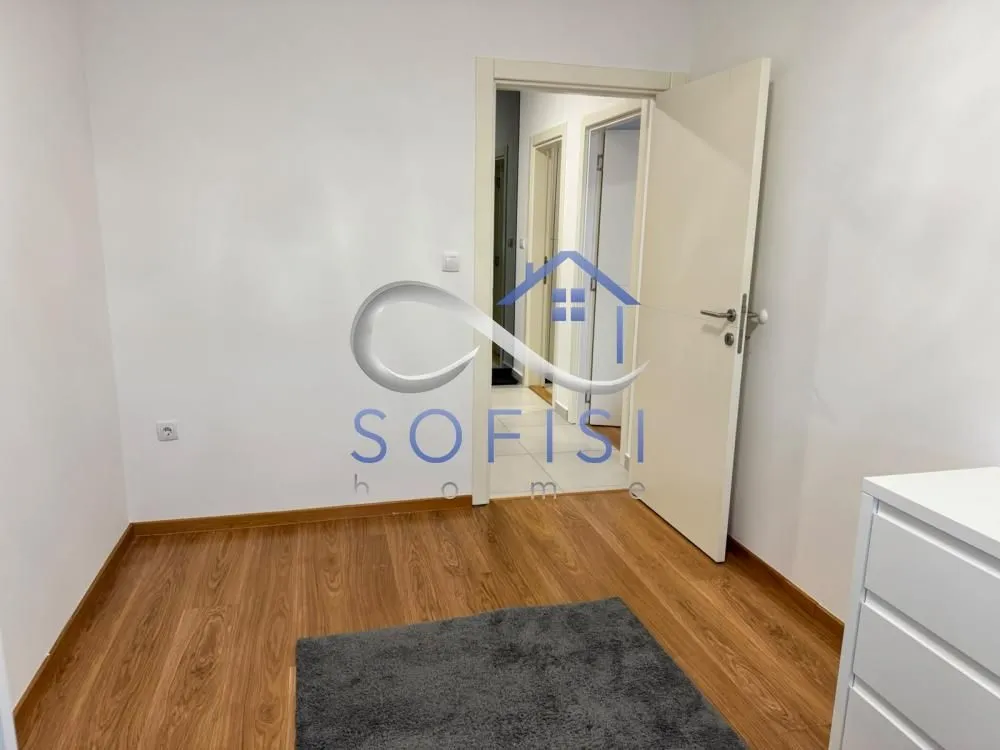 Izdavanje, trosoban stan, 75m², Socijalno, Novi Sad Sve Podlokacije