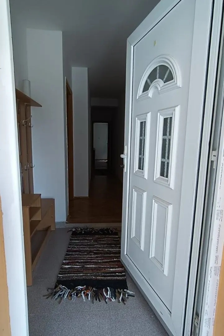 Prodaja, dvosoban stan, 50m², Dumidran, Tivat