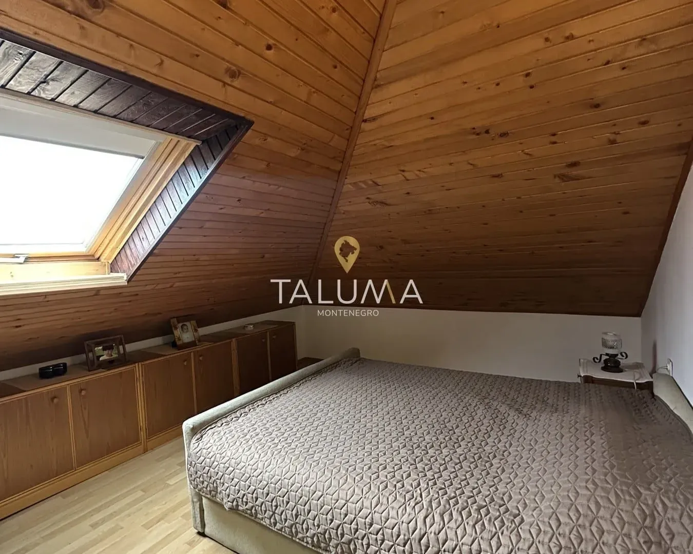 Prodaja, trosoban stan, 132m², Centar, Podgorica