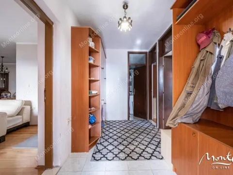 Sale, house, 153m², Tivat, Crna Gora - image 21