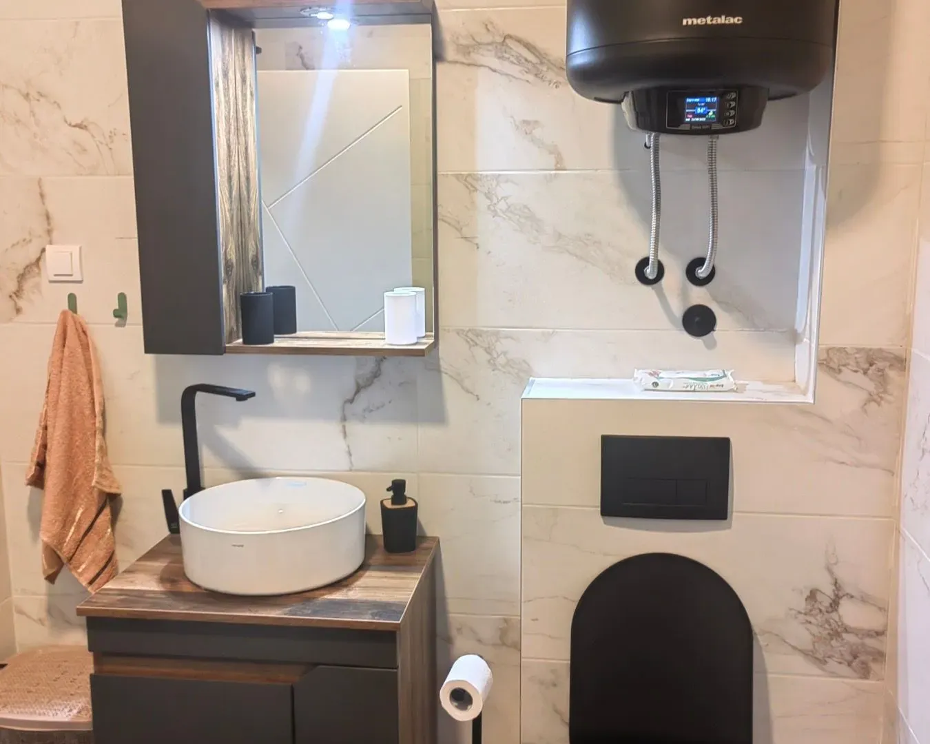 Izdavanje, dvosoban stan, 51m², Gornji Grad Margita, Pančevo