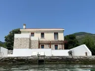 Prodaja, kuća, 110m², Herceg Novi, Crna Gora - image 1