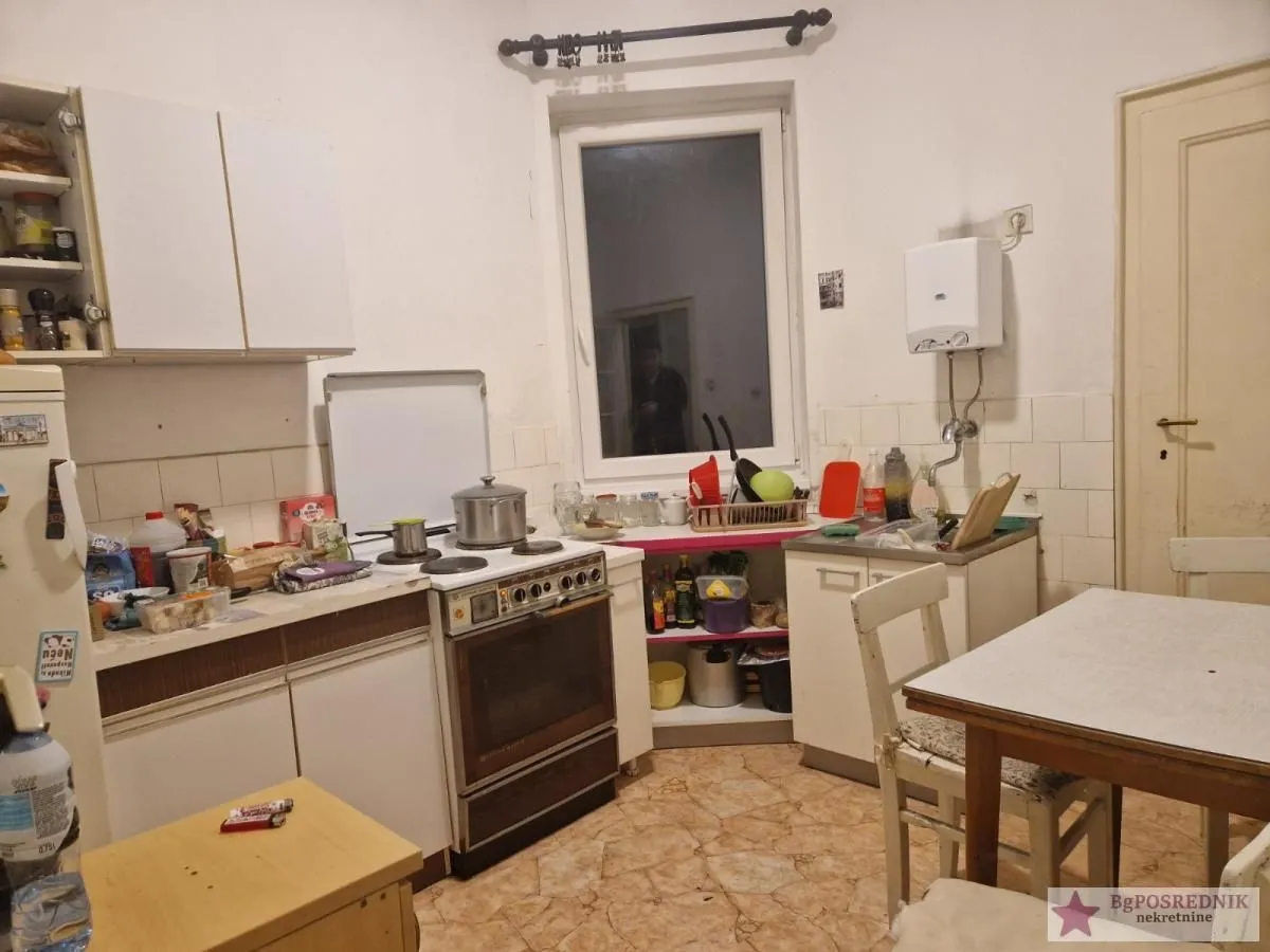 Prodaja, dvosoban stan, 56m², Kalenić Pijaca, Vračar Sve Podlokacije