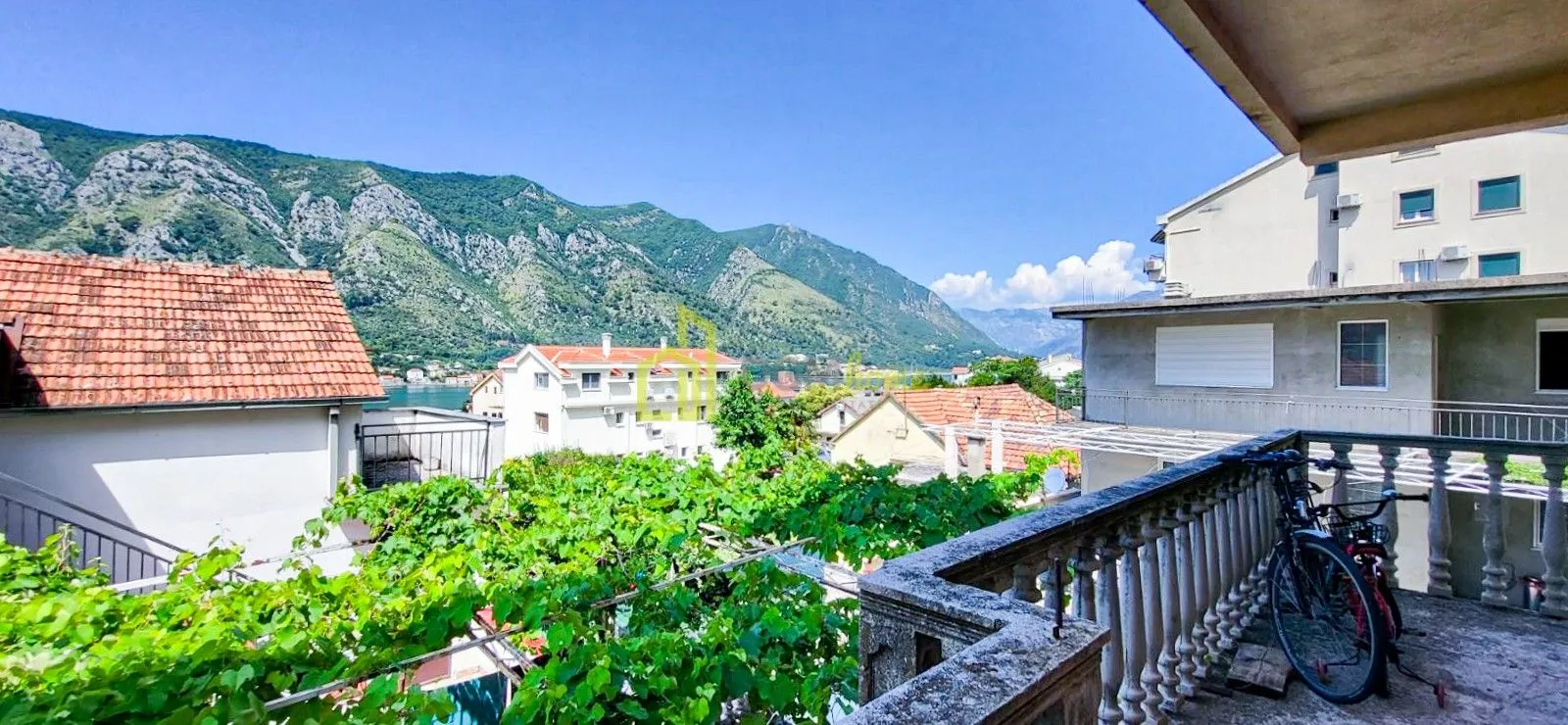 Sale, two bedroom apartment, 59m², Kotor, Crna Gora