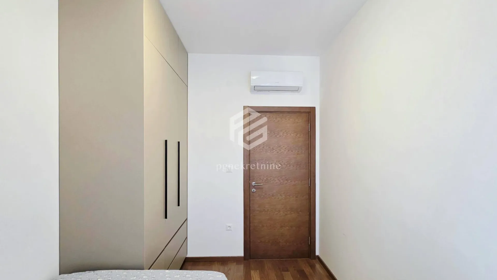 Rent, two bedroom apartment, 65m², Vezirov Most, Podgorica
