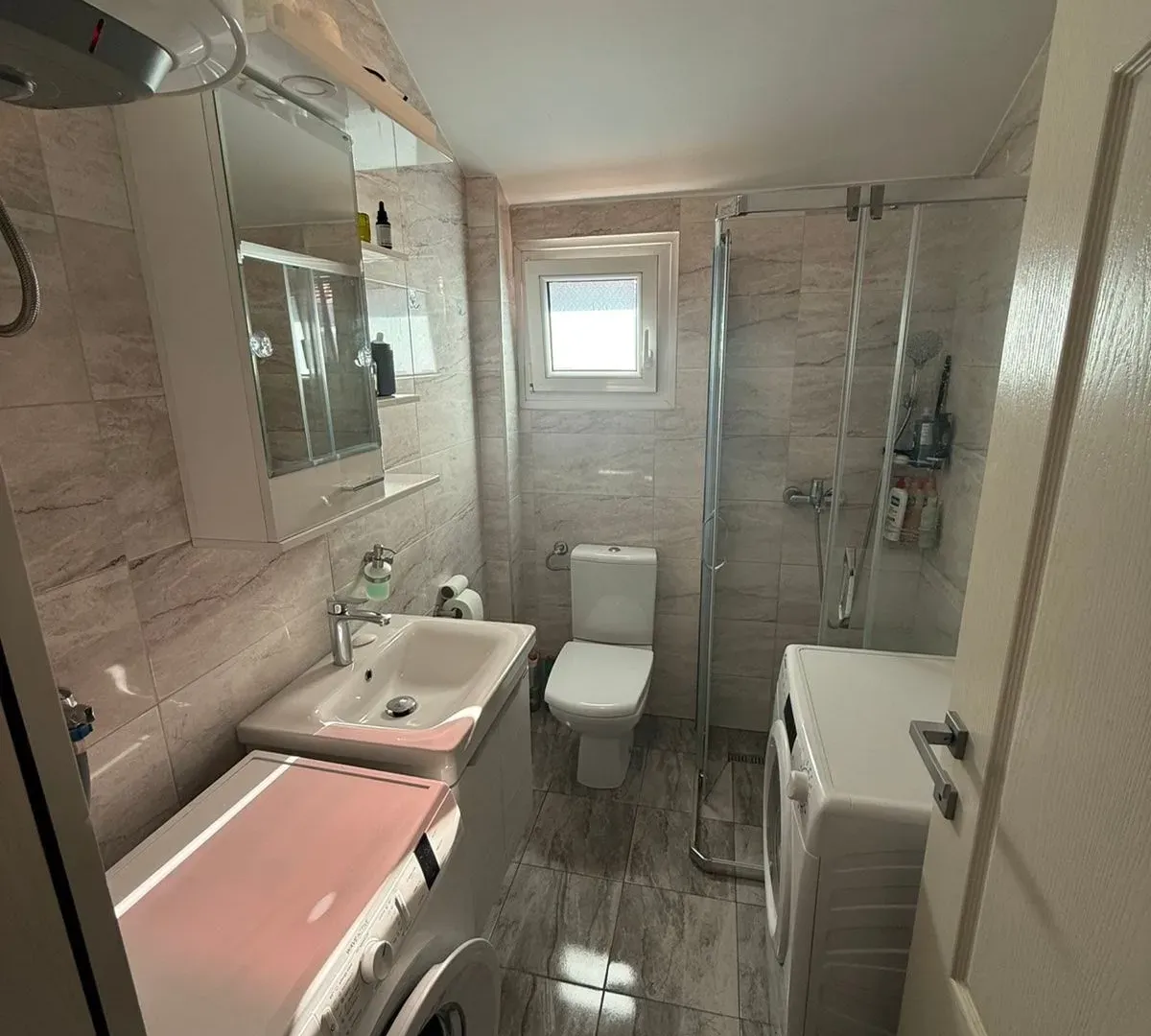 Prodaja, jednosoban stan, 58m², Momišići, Podgorica