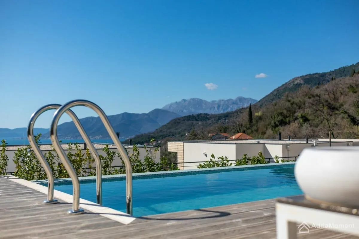 Sale, house, 180m², Kavač, Kotor