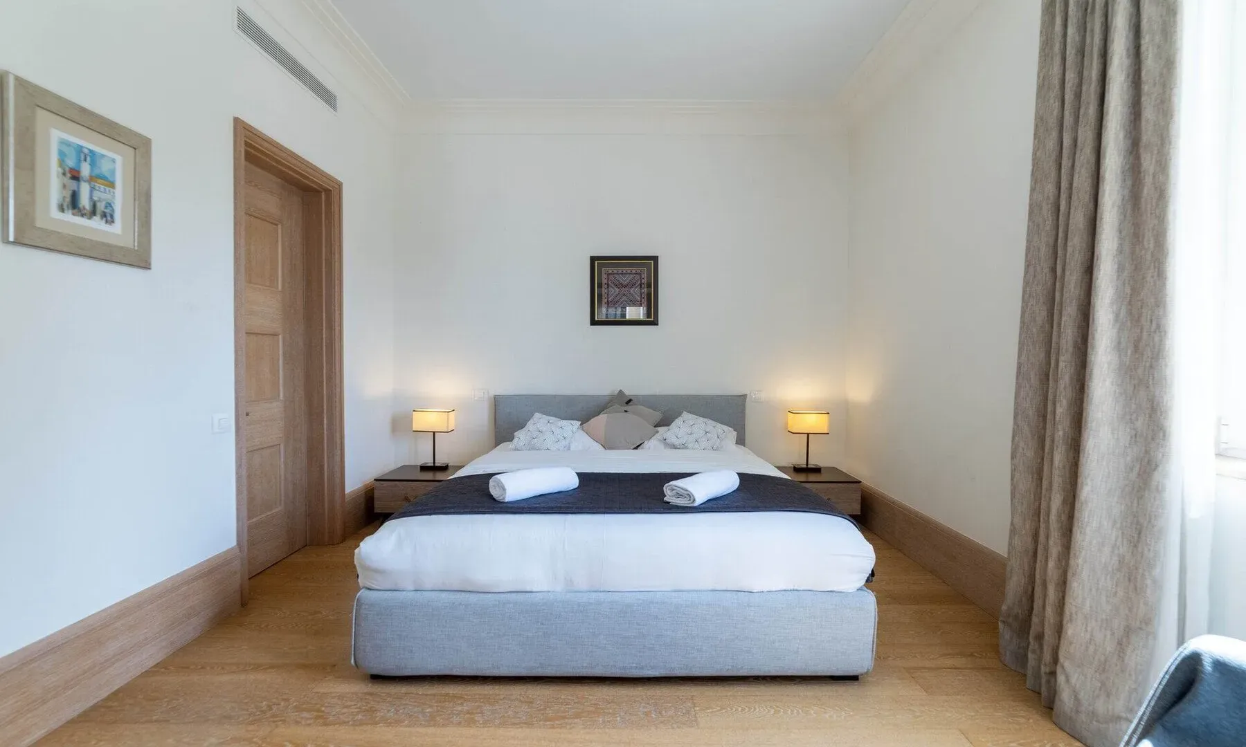Izdavanje, dvosoban stan, 131m², Porto Montenegro, Tivat