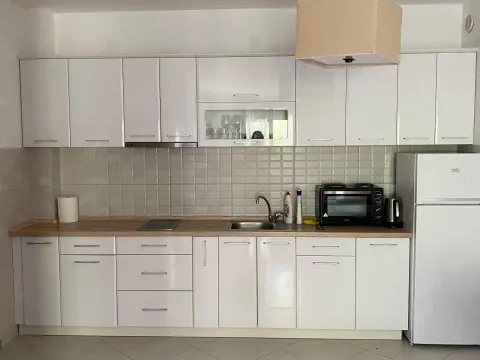 Sale, one bedroom apartment, 47m², Bečići, Budva - image 2