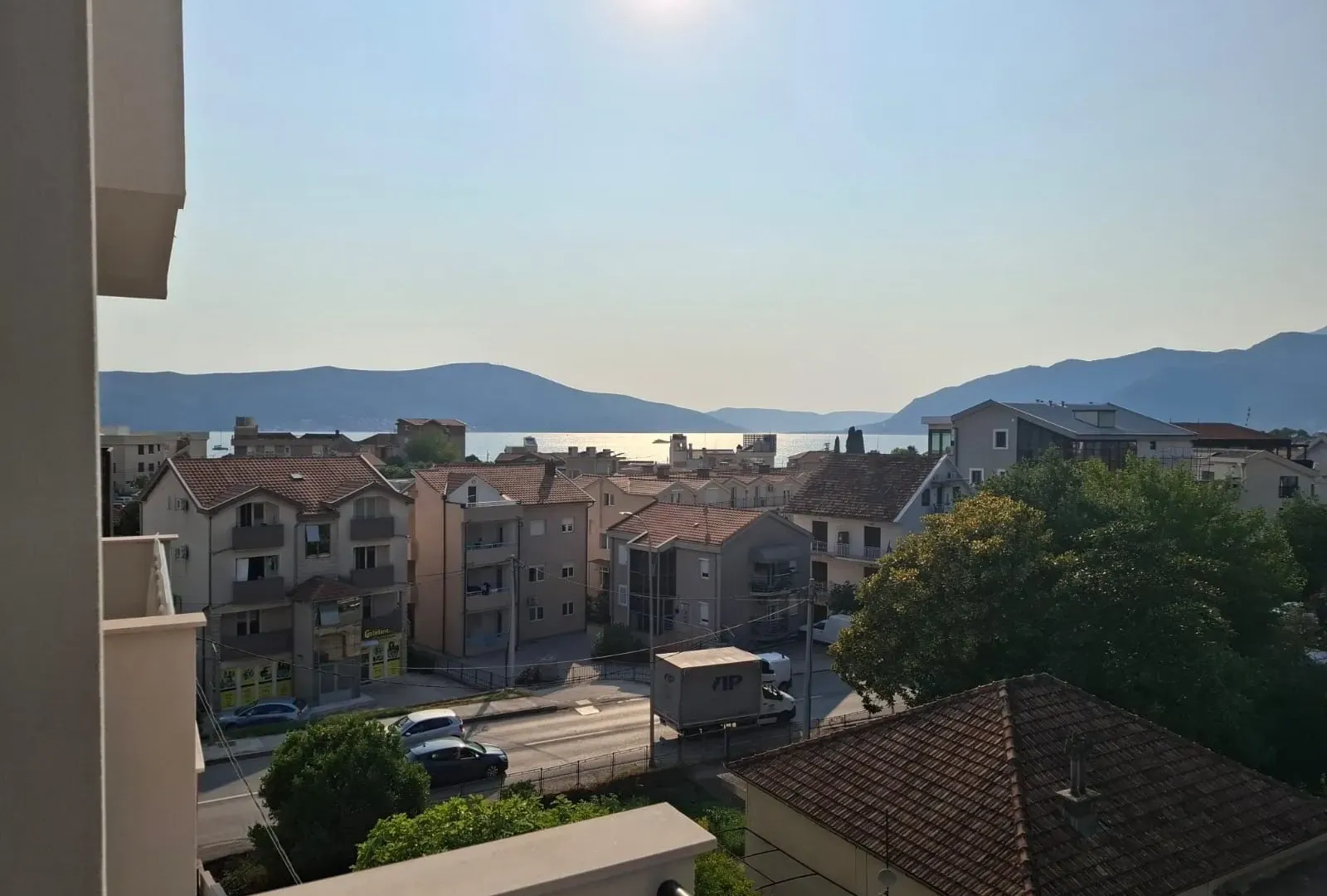 Rent, two bedroom apartment, 60m², Kalimanj, Tivat