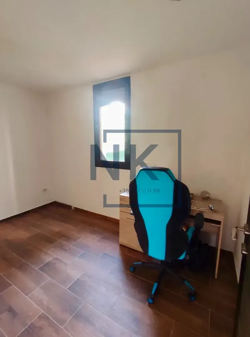 Rent, office space, 80m², Blok 5, Podgorica