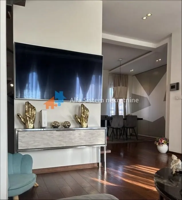 Izdavanje, stan, 107m², Denkova Basta, Zvezdara Sve Podlokacije